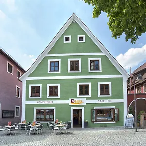 https://bauer-gastezimmer.com-bavaria.com