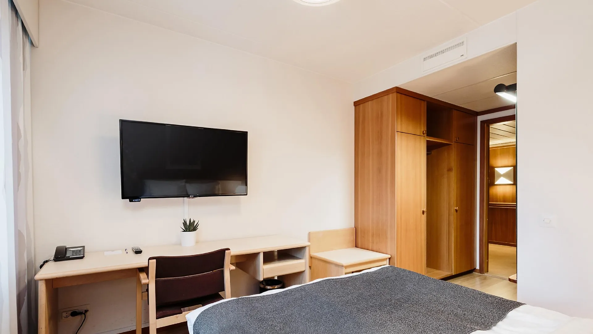 Hotel Rantapuisto Helsinki